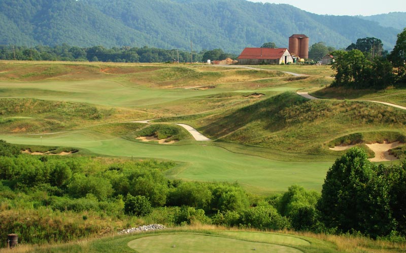 Delta Dental of Virginia is the proud title sponsor of the 2015 Delta Dental State Open of Virginia! We invite golf fans to watch and enjoy the championship.