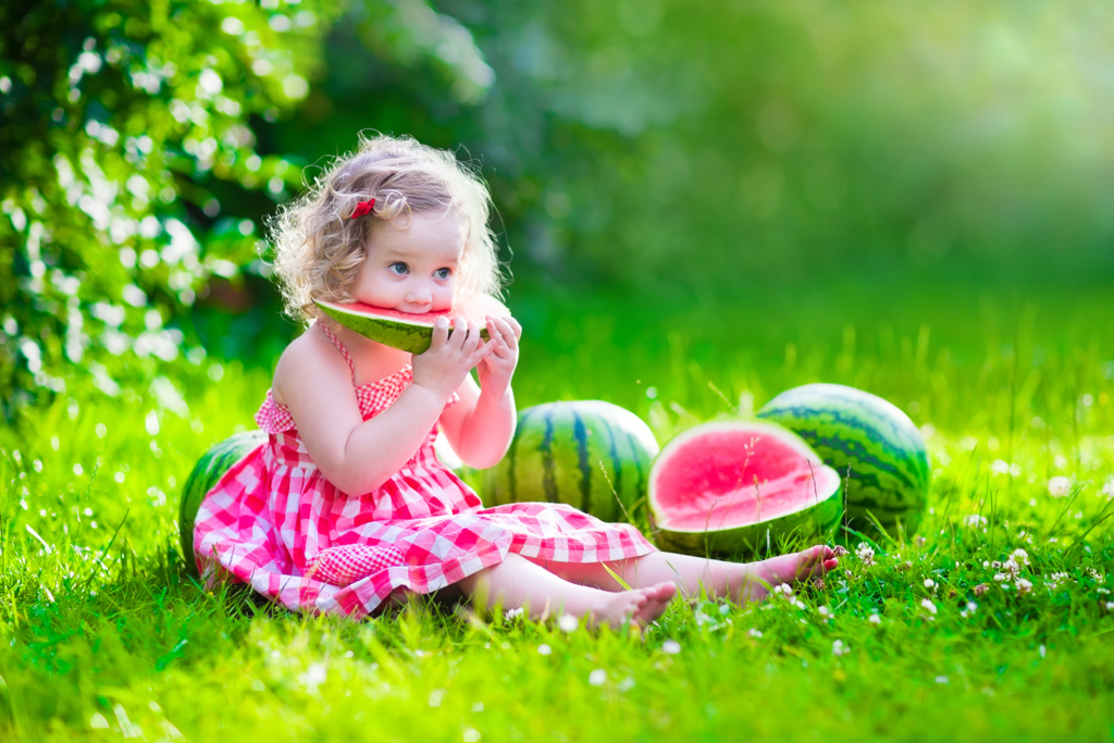 Watermelon is not only a tasty treat – it’s also good for you. This healthy fruit is packed with nutrients and vitamins that benefit the teeth. 