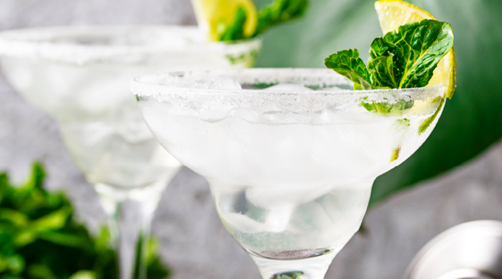 Looking for a tooth-friendly margarita recipe for Cinco de Mayo (or any other day)? This sugar-free option has all the flavors without the excess sugar.